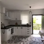 Backyard Apartmán