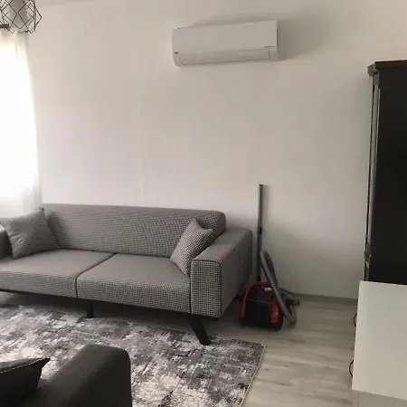 Backyard Apart Apartment Kemer